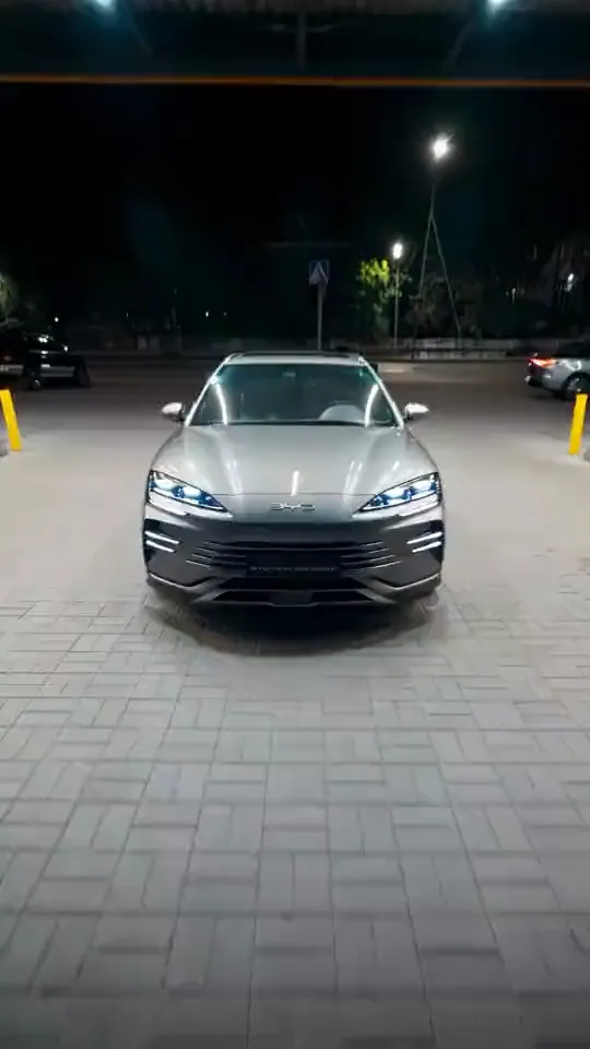 촬영 없이 만든 BYD 런칭 컷 영상 포스터